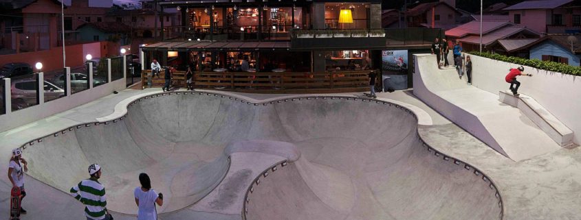 Guilherme Bez - Inside Corner Floripa