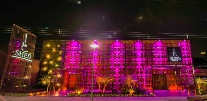 Guilherme Bez - Shed Western bar