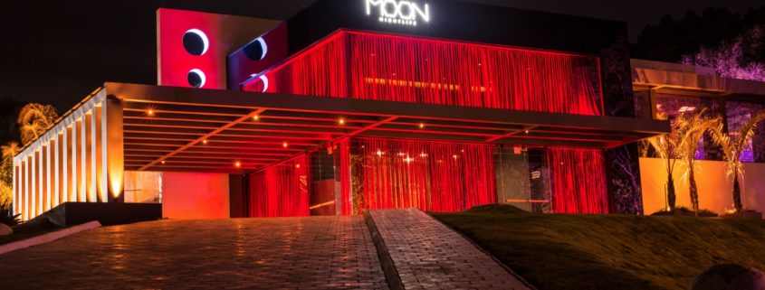 Moon Nightlife - Studio Guilherme Bez